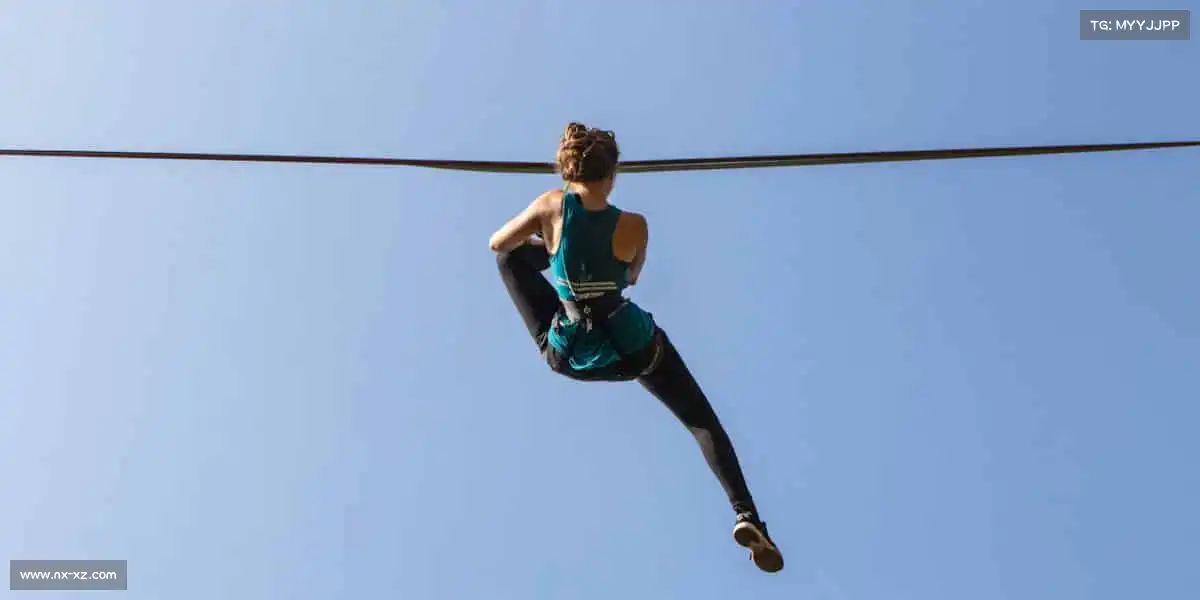 <strong>XC·sports</strong>别把最好的年纪睡过去，拿去炸场才够本